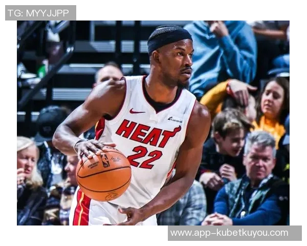 科尔透露巴特勒今日场上受伤情况不佳明日出战仍存疑虑 科尔透露巴特勒今日场上受伤情况不佳明日出战仍存疑虑