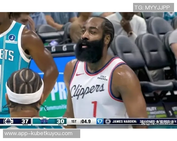 克莱半场得分20与三分命中数创纪录超越哈登位列第三库里稳居第一